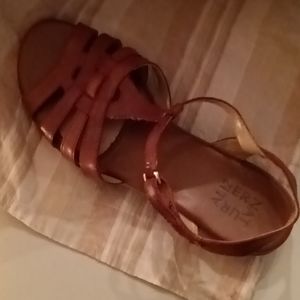 Ladies Naturalize Sandle, size 9,brown leather